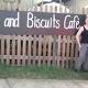 Man complains about breastfeeding mum, gets asked to leave cafe 