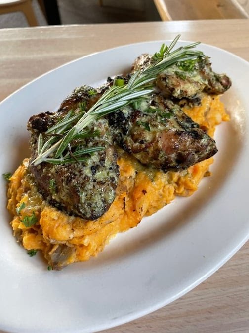 9 Miles East Farm by null