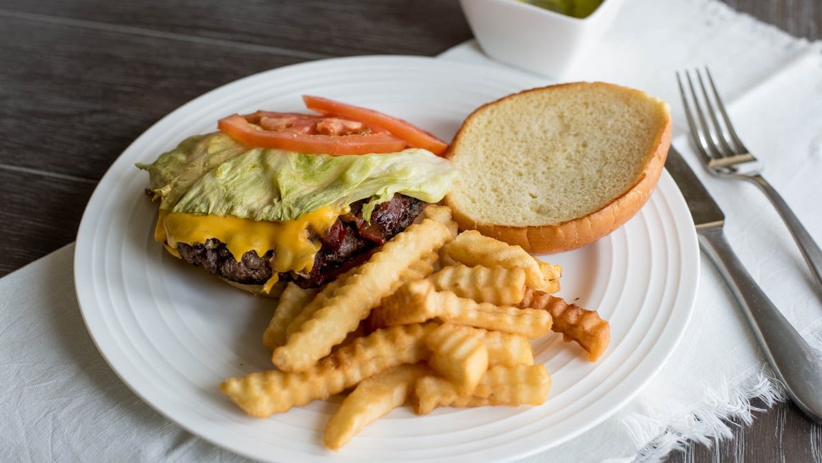 THE WOODEN BARREL by null