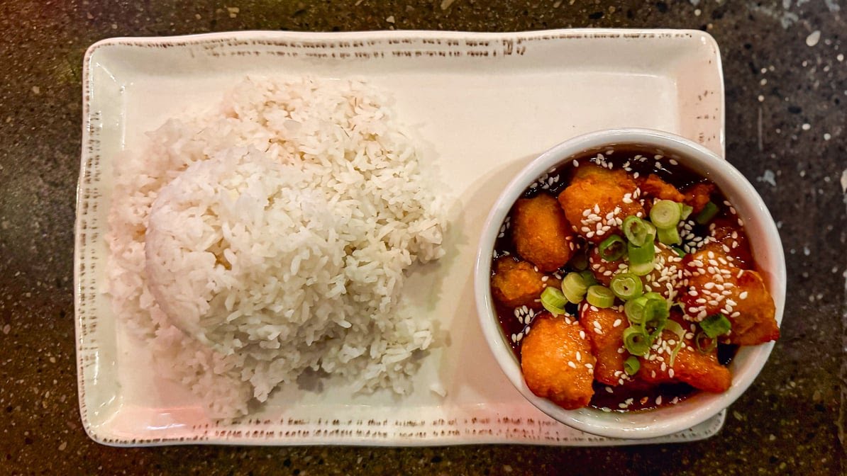 Khom Fai Thai Dining Experience by null