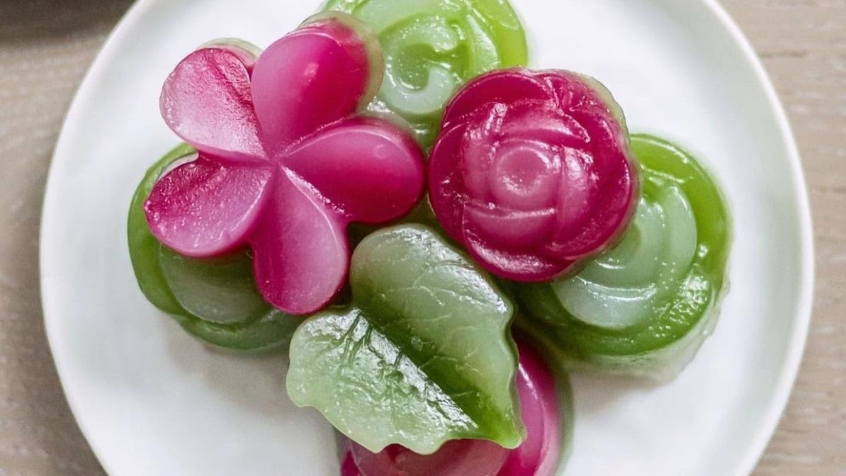Patchmon's Thai Desserts & More by null