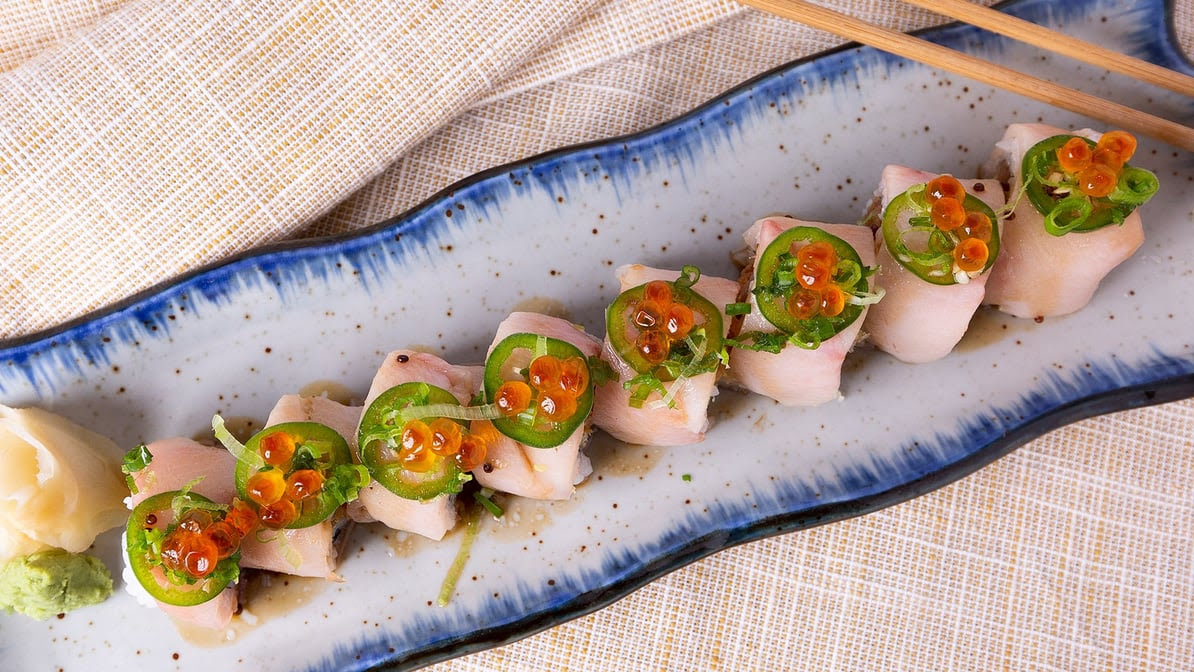 Yamazaru Sushi & Sake by null