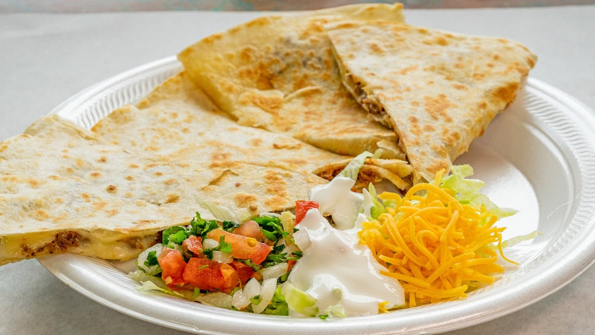 Tacos Y Mas by null