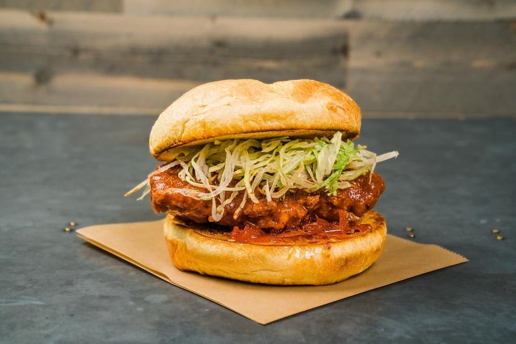 Flip The Bird Beverly by null