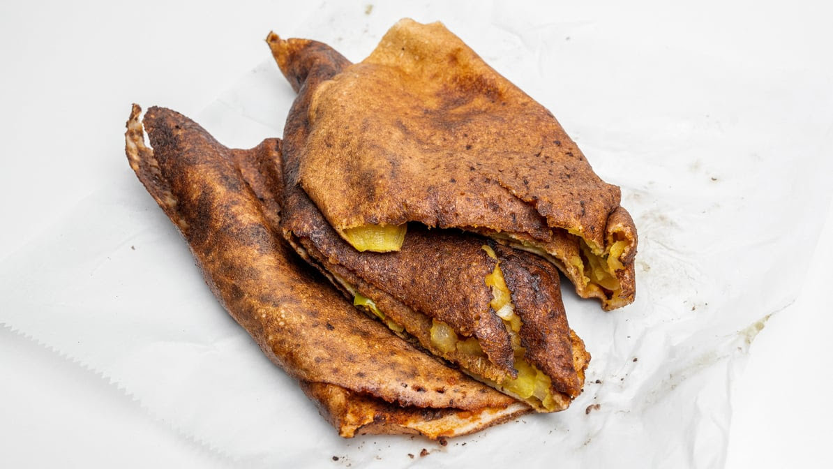 Flying Idlis by null