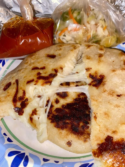 Pupusería Delmy by null