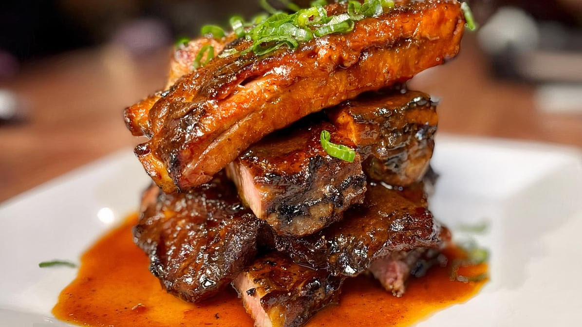 Embers Smokehouse and Tap by null