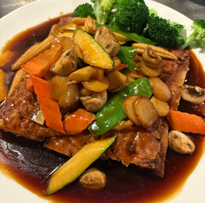 Hoong's Palace by null