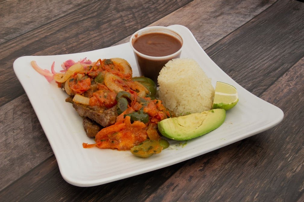 Pupuseria La Familiar by null