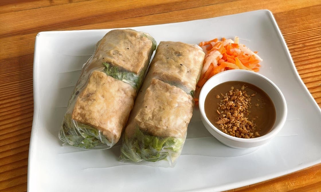 Nong Lá Vietnamese Cafe by null