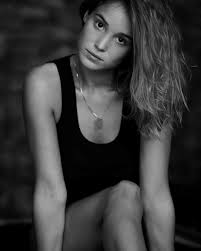 Mir hebe nude girl -1 s