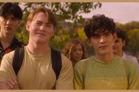 teen bi  sex|The Summer I Turned Pretty, Heartstopper, Red, White & Royal Blue: Finally,  bisexual male hunk representation.