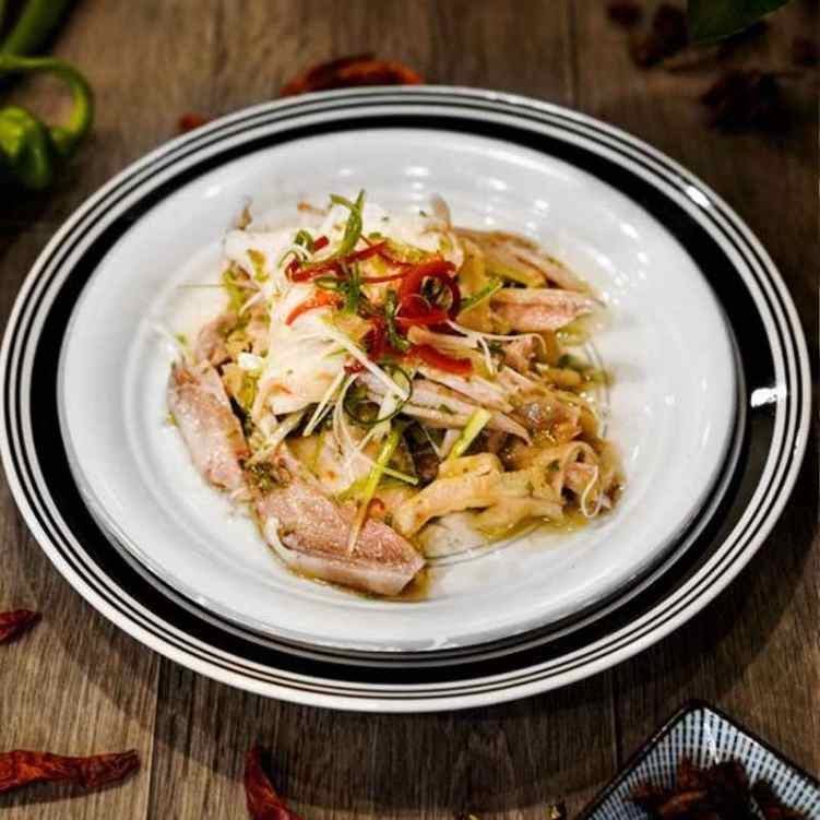 BOS' SiChuan Taste一碟川菜馆 by null