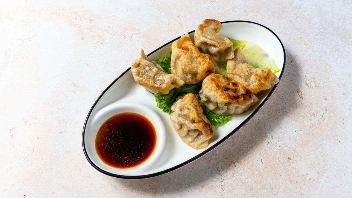 Moon Gate Asian Grill by null