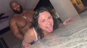 Eating chubby pussy jpg x Eating chubby pussy