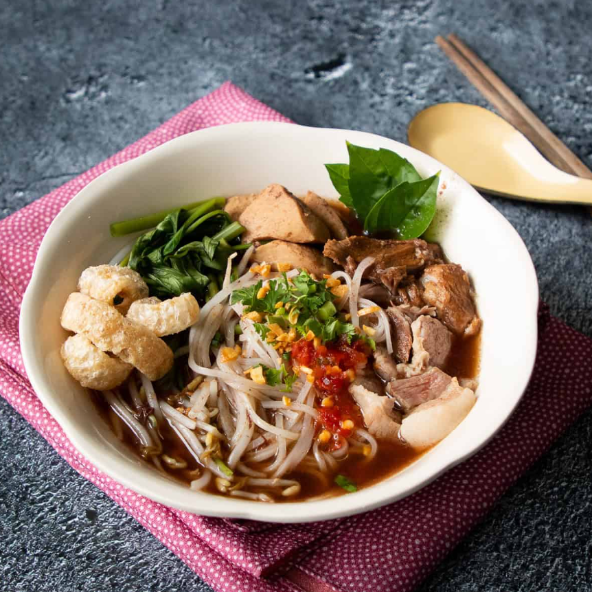 Noods n’ Chill by null