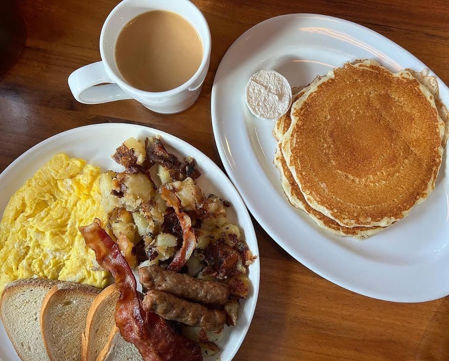 Chip's Family Restaurant by null