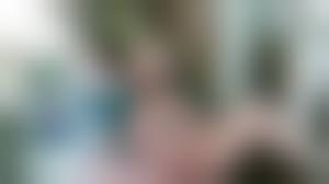 pussy spread public|