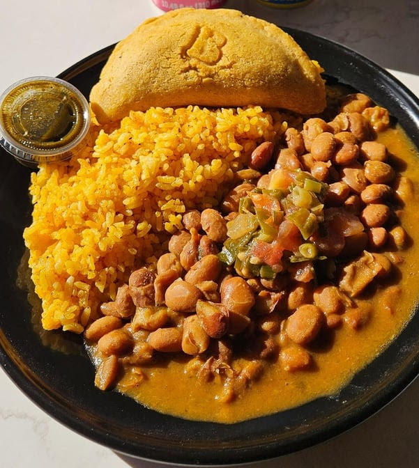 Mami's Empanadas by null