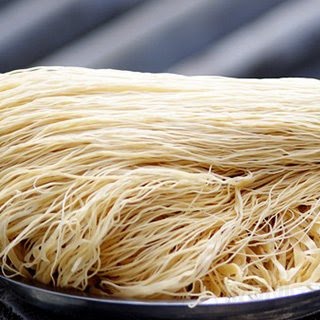 Five Five Noodles by null