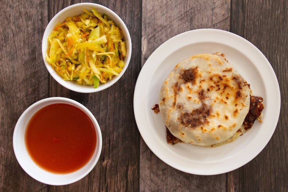 Pupuseria La Familiar by null