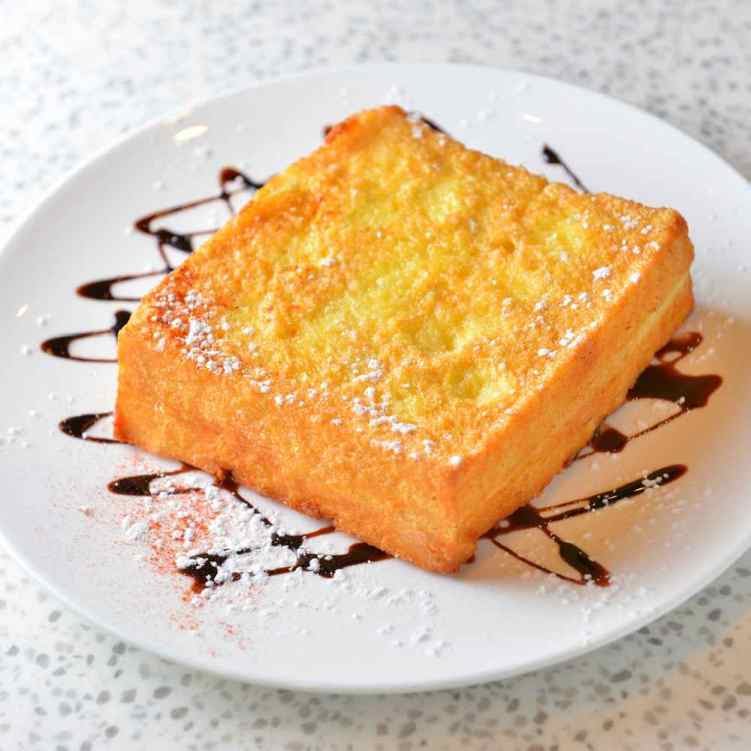 Peaches Cafe by null