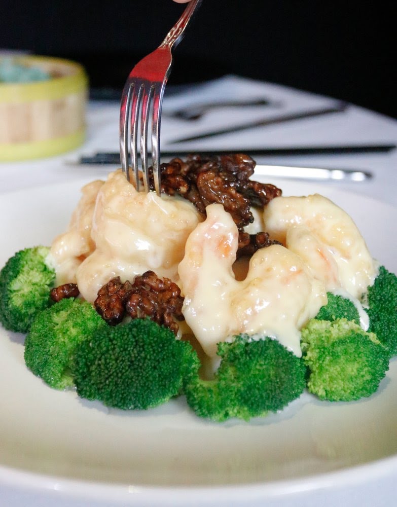 Shun Lee West by null