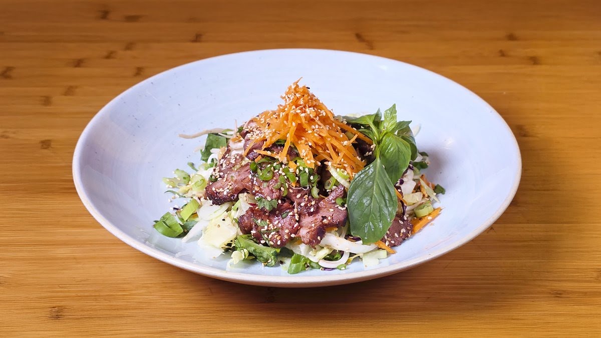 Monsieur Vuong by null