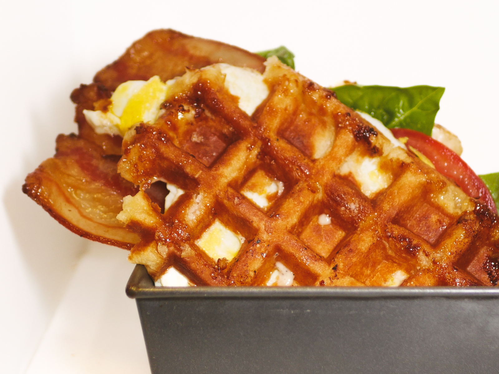 Glutenus Maximus Bakehouse by null