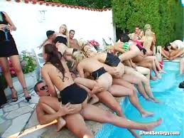 Easaatbaaaaaa yyfdhujyurvx jpg x Sex party