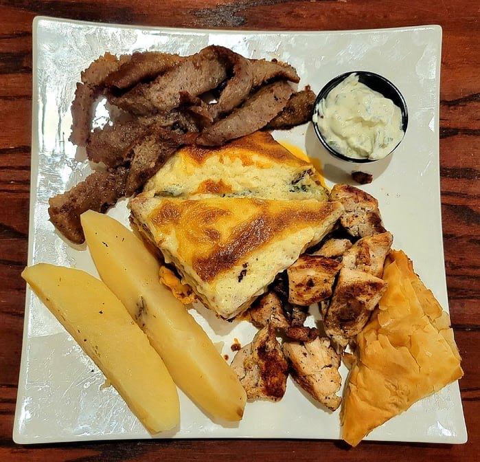 Delia's Pizzeria & Grill by null