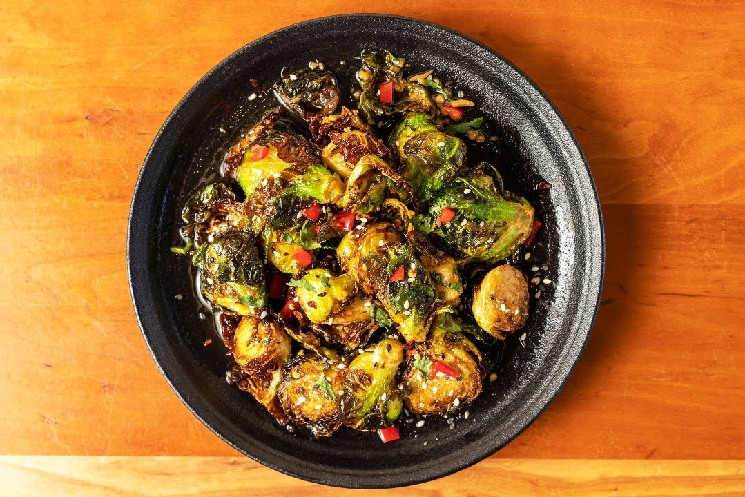 Roam Artisan Burgers by null