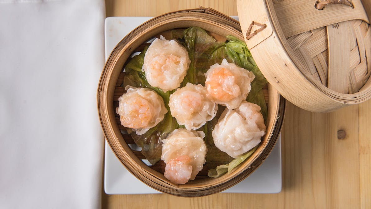 Yellowtail Sushi Bar & Asian Kitchen by null