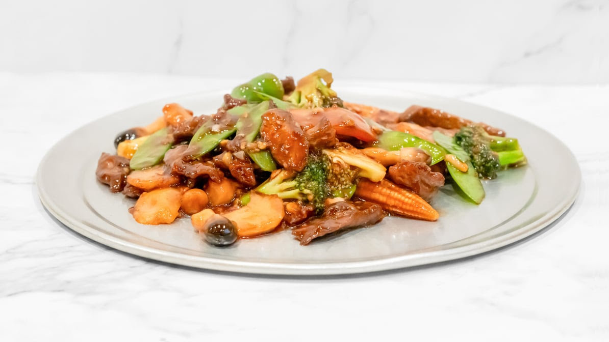 Chinatown On Thayer by null