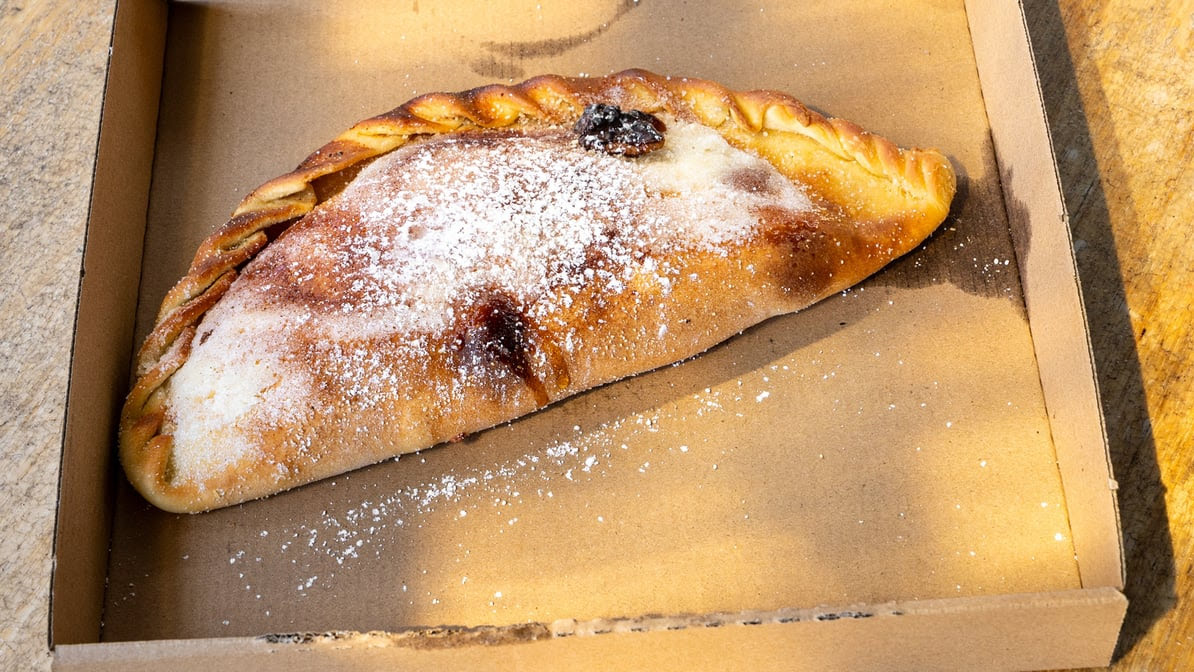 AL Manoosh Lebanese Bakery and More by null