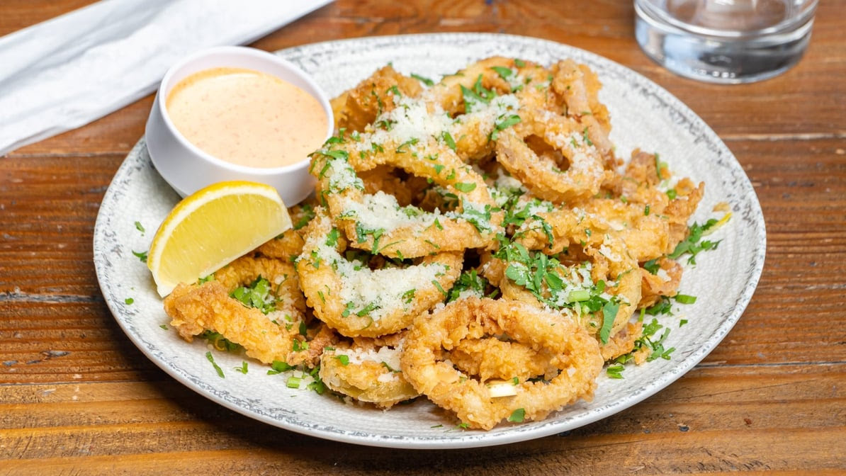 Vola’s Dockside Grill and Hi-Tide Lounge by null