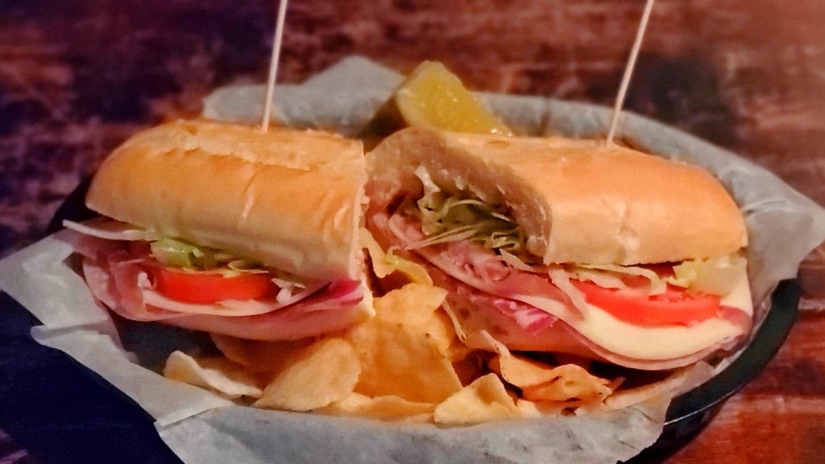 Breadsoda Bar, Deli & Billiards by null