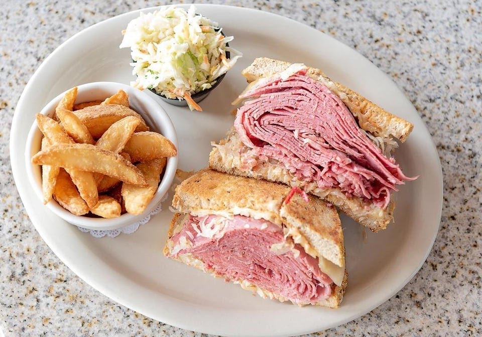 Chompie's Restaurant, Deli, and Bakery by null