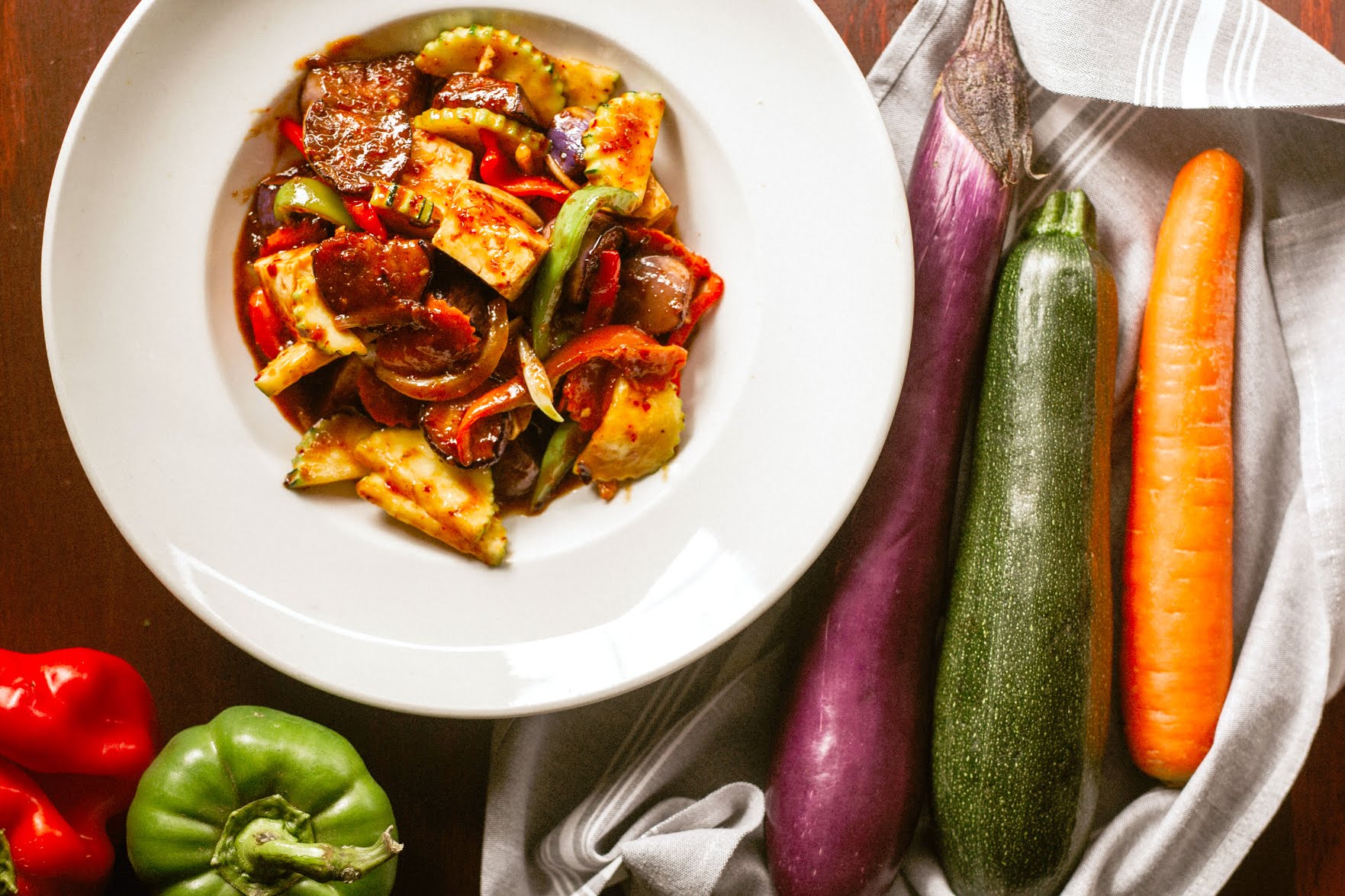 Yes Siam Thai Cafe and Bar by null