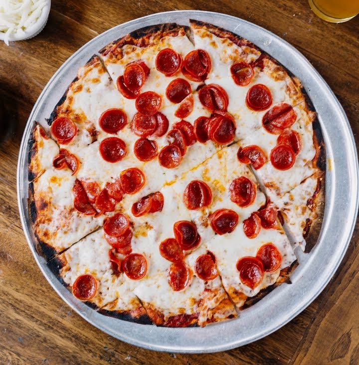 Eno's Pizza Tavern by null