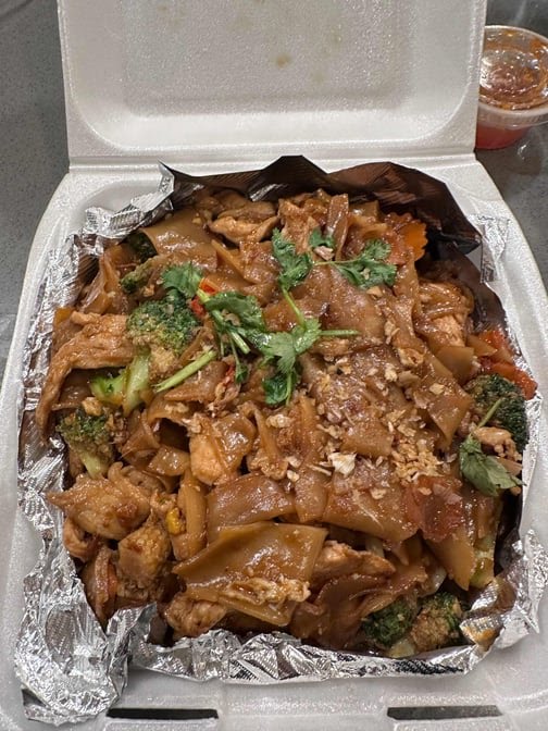 Mana Thai Cafe by null