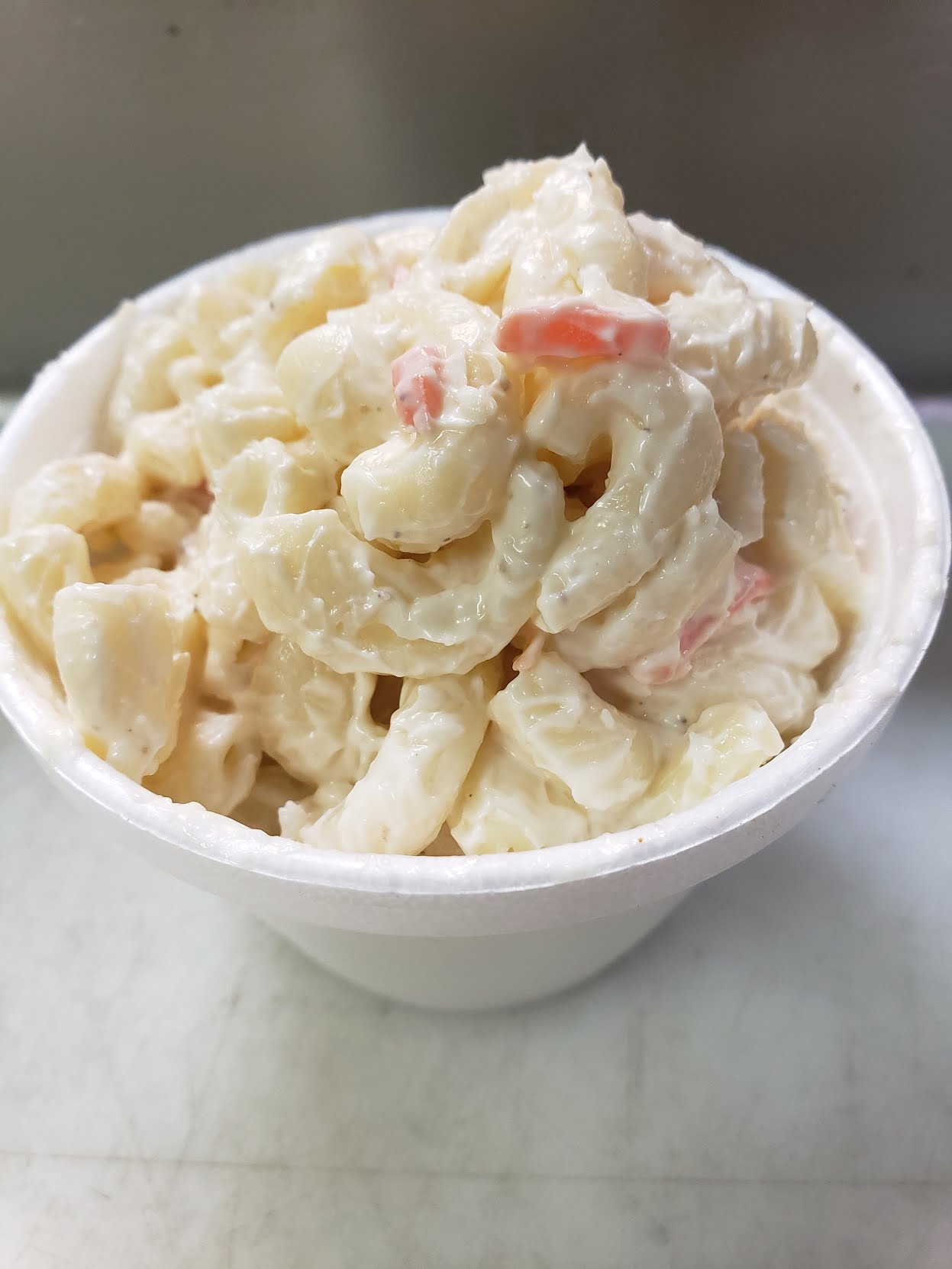 LEFTY-J’S ISLAND FAVORITES (Twain Ave) by null