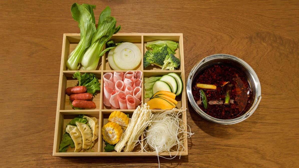 Booming Hot Pot & Grill by null