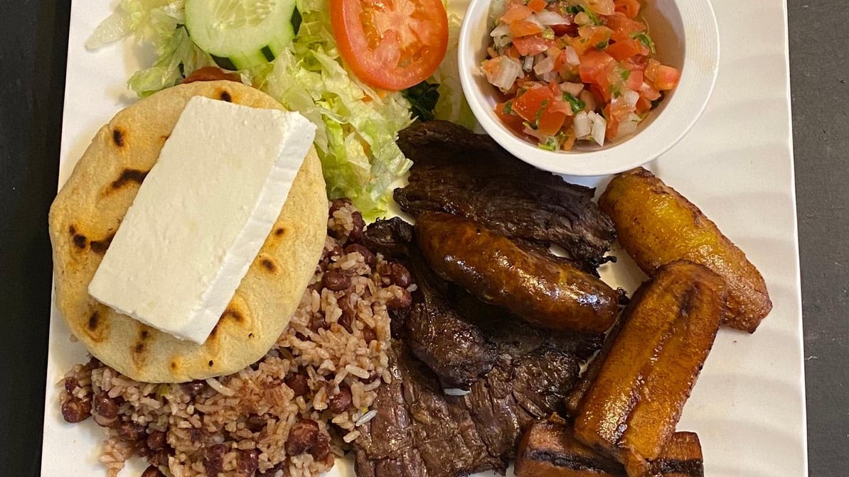 Pupusería Metapán by null