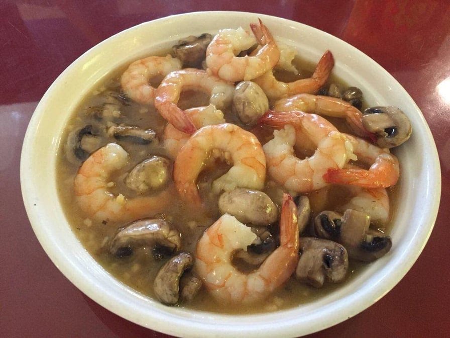 Yang Chow Restaurant by null