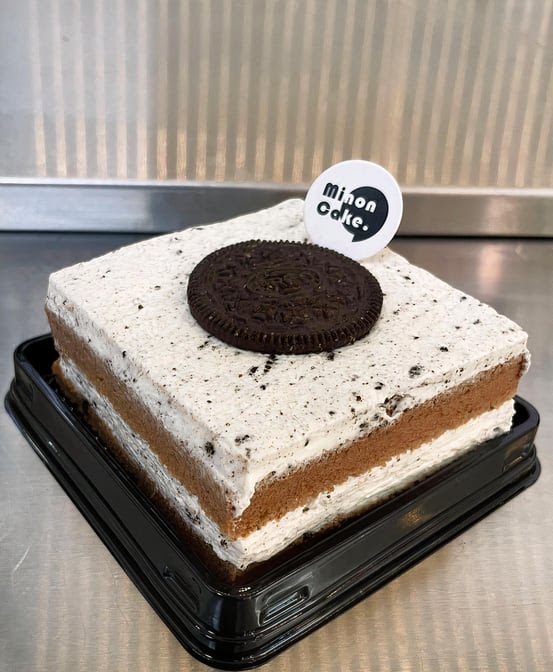 Minon Cake by null