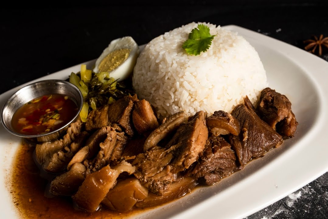 Srithai: Thai Kitchen & Sushi Bar (Emory) by null