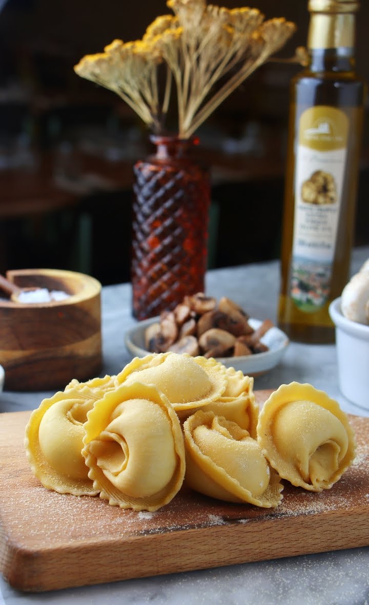 Luna Pasta e Dolci Take-Away by null