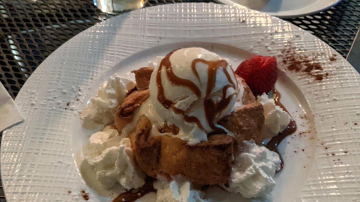 Luna's Italian & Latin Cuisine Restaurant by null