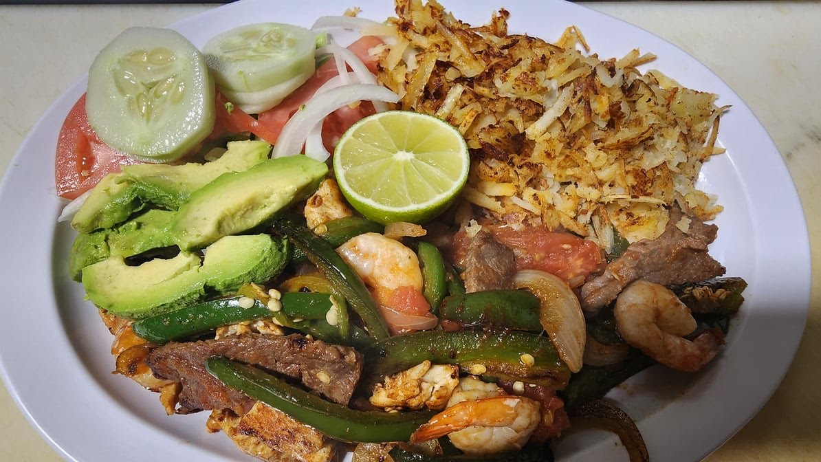 Garfield Gyros by null